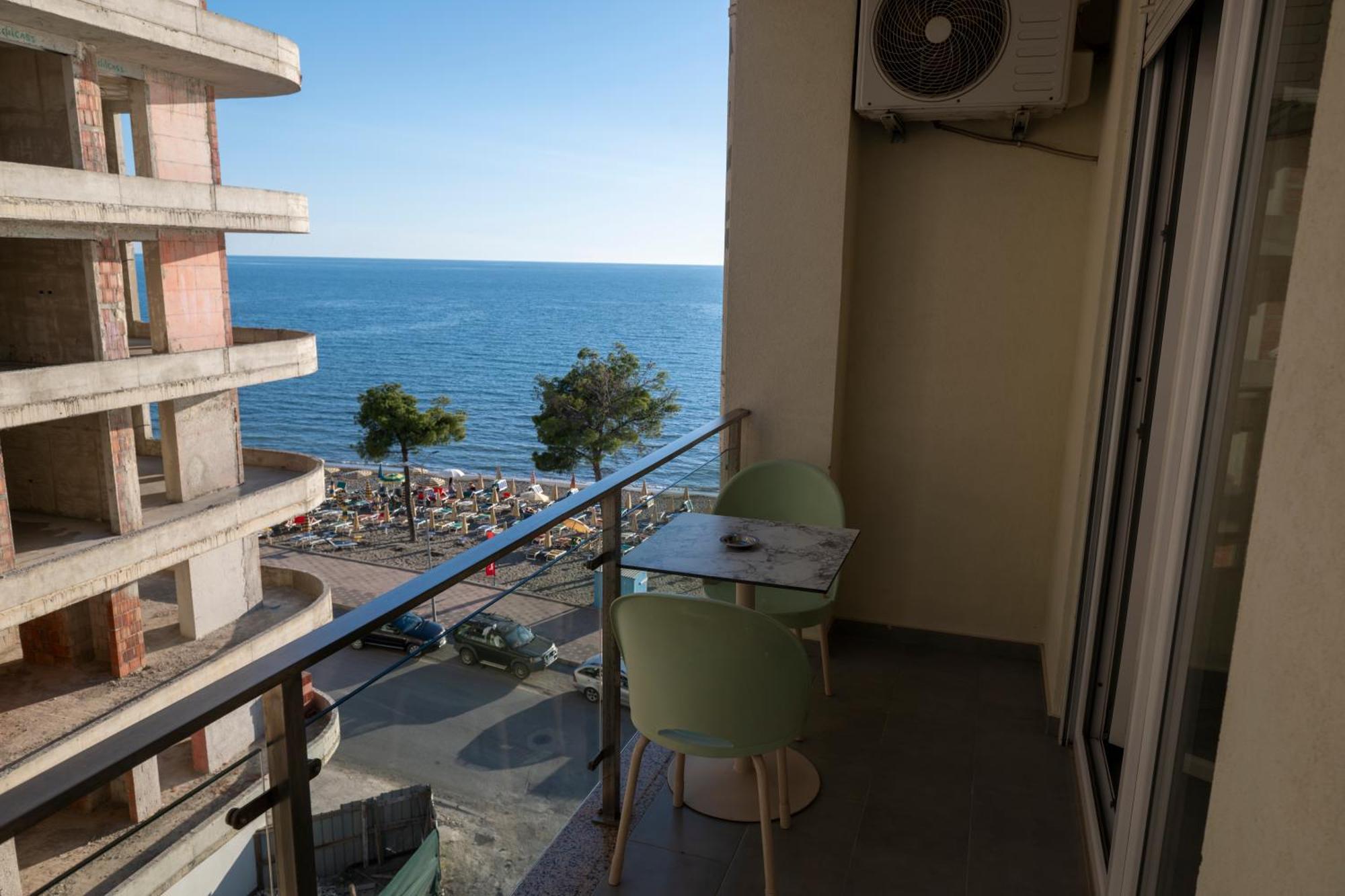 Roxhensi Apartamento *
